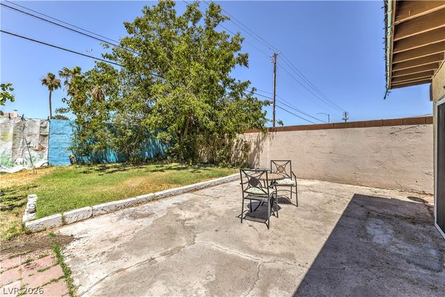 6604 Larchwood Lane, Las Vegas, NV 89103