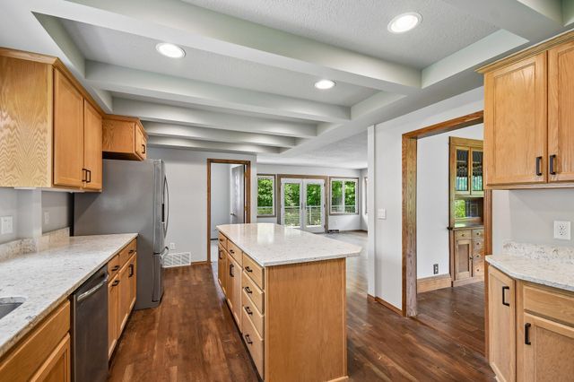 11551 278th Street, Chisago City, MN 55013