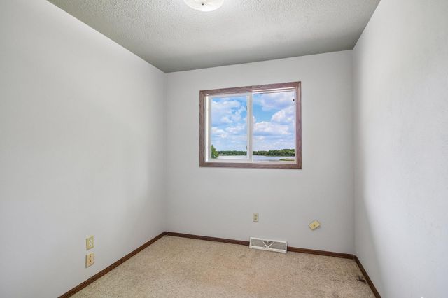 11551 278th Street, Chisago City, MN 55013