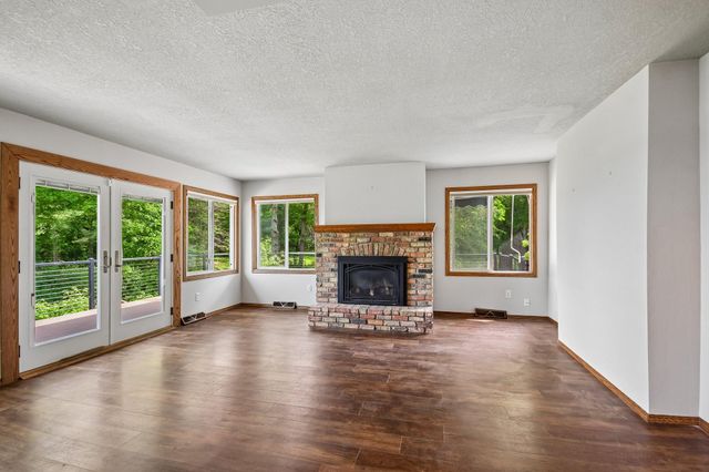 11551 278th Street, Chisago City, MN 55013