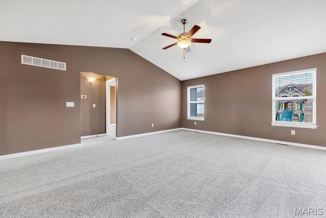 147 Creekside Drive, Winfield, MO 63389