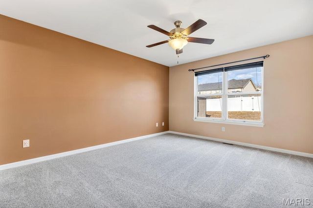 147 Creekside Drive, Winfield, MO 63389