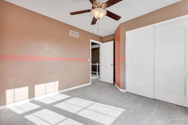 147 Creekside Drive, Winfield, MO 63389