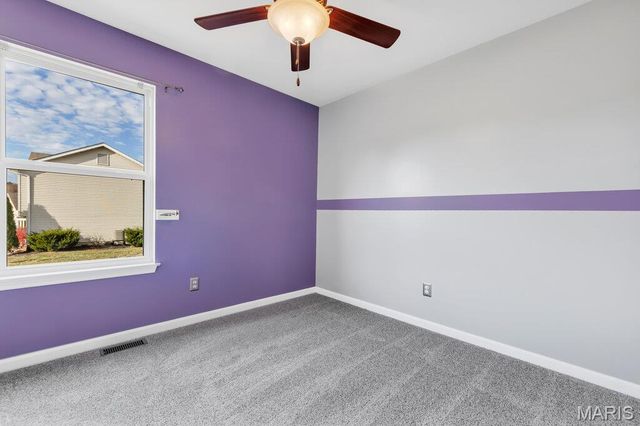 147 Creekside Drive, Winfield, MO 63389