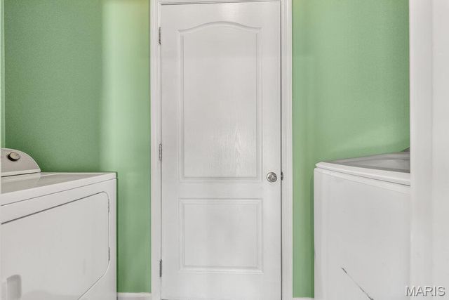 147 Creekside Drive, Winfield, MO 63389