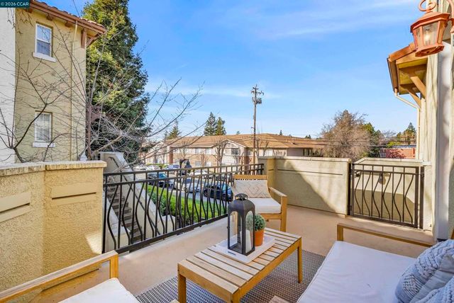 87 87 W Hookston Road, Pleasant Hill, CA 94523