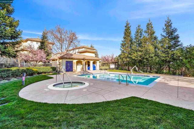 87 87 W Hookston Road, Pleasant Hill, CA 94523