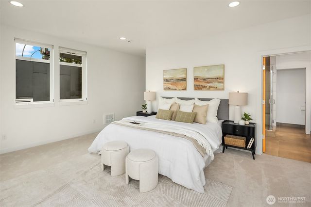 7349 California Avenue SW, Seattle, WA 98136