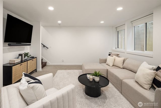 7349 California Avenue SW, Seattle, WA 98136