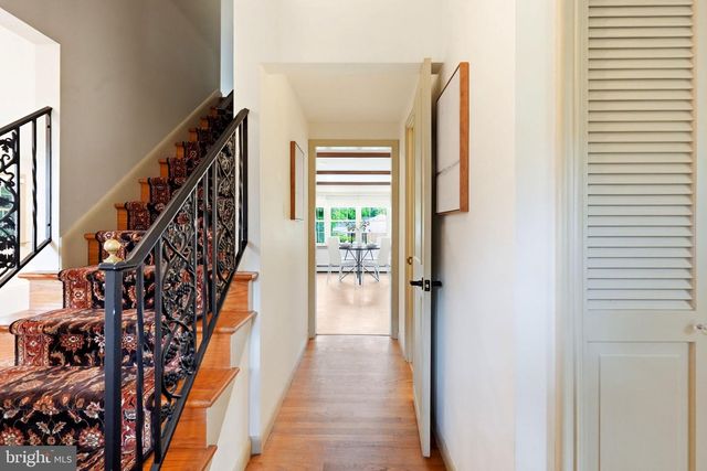 1555 MISSION RD, Lancaster, PA 17601