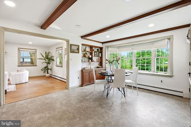 1555 MISSION RD, Lancaster, PA 17601