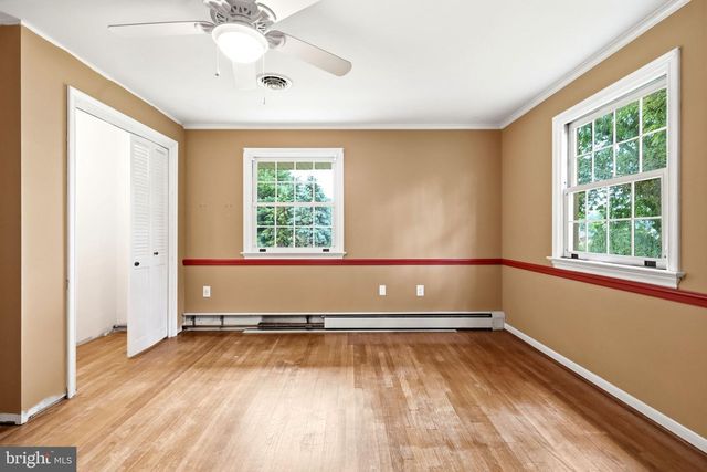 1555 MISSION RD, Lancaster, PA 17601