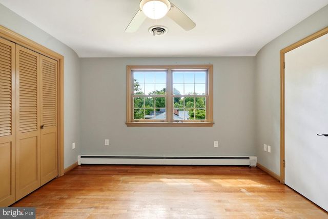 1555 MISSION RD, Lancaster, PA 17601