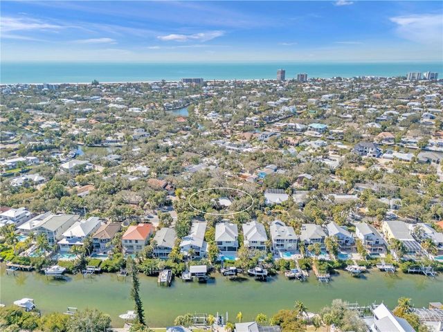 5144 OXFORD DRIVE, Sarasota, FL 34242