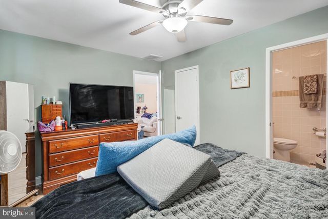 136 COUNTRY CLUB BLVD, Little Egg Harbor Twp, NJ 08087