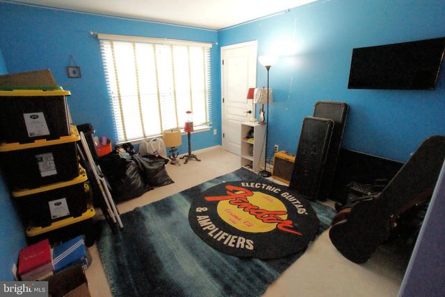 6 GASKILL DR, Tuckerton, NJ 08087