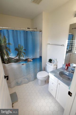 6 GASKILL DR, Tuckerton, NJ 08087