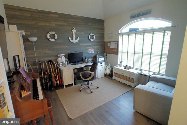 6 GASKILL DR, Tuckerton, NJ 08087