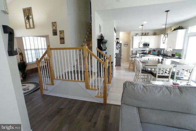 6 GASKILL DR, Tuckerton, NJ 08087