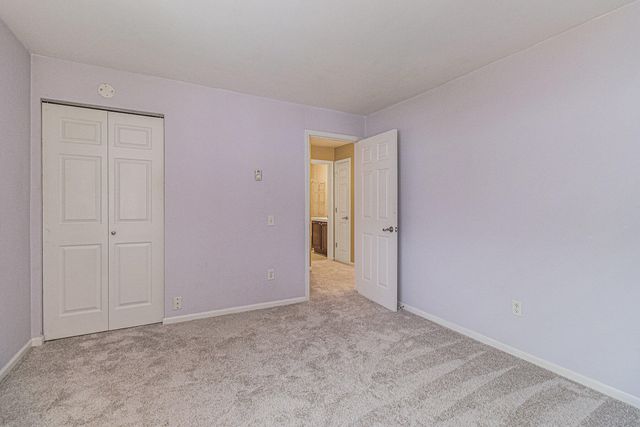 756 W Kilgore Road 306, Kalamazoo City, MI 49008