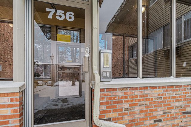 756 W Kilgore Road 306, Kalamazoo City, MI 49008