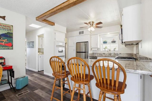 248 Starling Lane, Oceanside, CA 92057