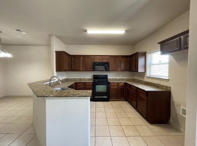 2307 Calendar Court, Grand Prairie, TX 75050