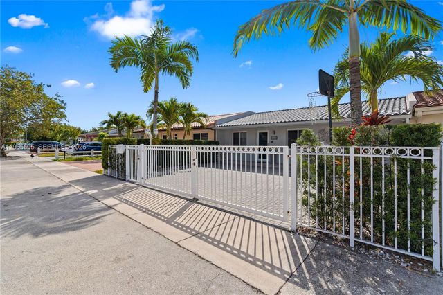 13006 SW 51st St, Miami, FL 33175