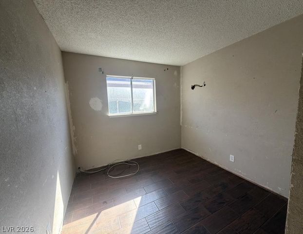 851 West Carey Avenue, North Las Vegas, NV 89030