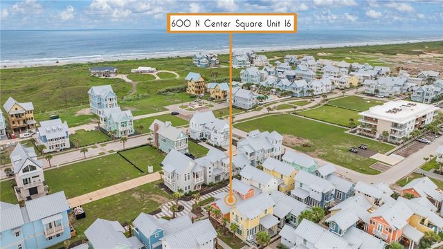600 Center N 16, Port Aransas, TX 78373