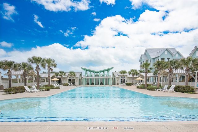 600 Center N 16, Port Aransas, TX 78373