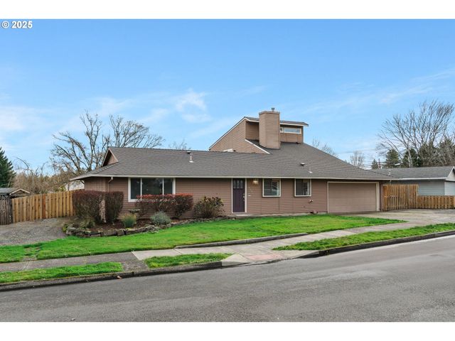 820 Se BARNES Ave, Gresham, OR 97080