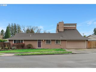 820 Se BARNES Ave, Gresham, OR 97080