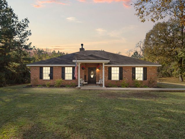 130 Bachelor Hollow, Leesville, LA 71446