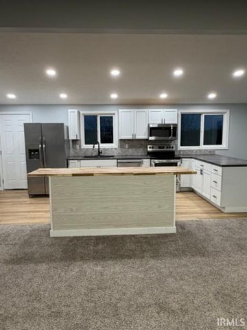 3970 N 900 West Road, Linton, IN 47441