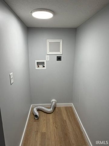 3970 N 900 West Road, Linton, IN 47441