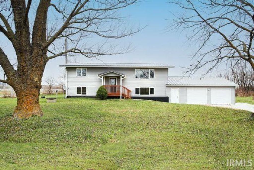 3970 N 900 West Road, Linton, IN 47441
