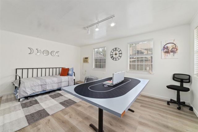 3511 Colleen Woods Circle, Houston, TX 77080