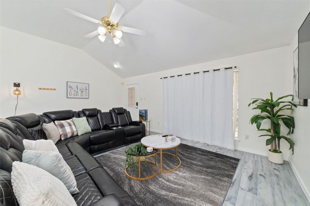 3511 Colleen Woods Circle, Houston, TX 77080