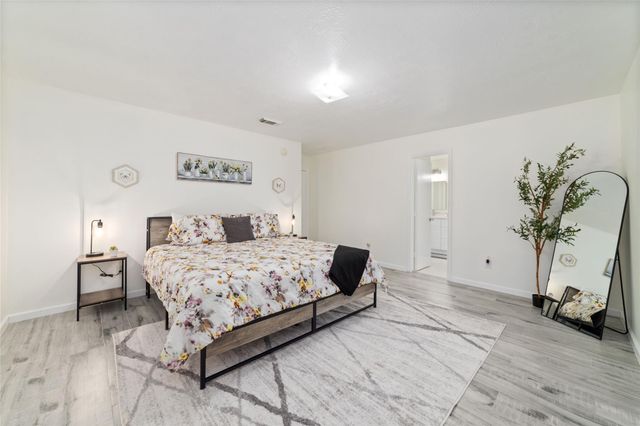 3511 Colleen Woods Circle, Houston, TX 77080