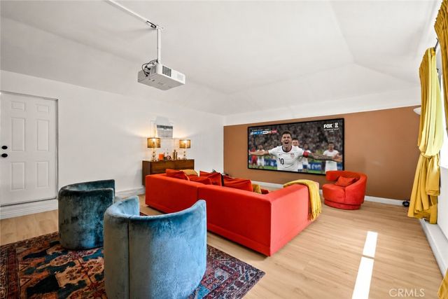 18733 Vintage Street, Northridge, CA 91324