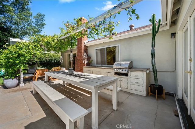 18733 Vintage Street, Northridge, CA 91324