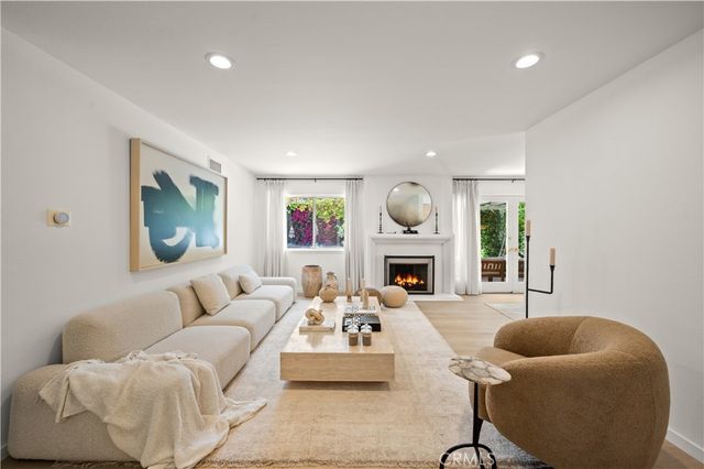 18733 Vintage Street, Northridge, CA 91324