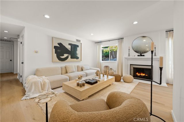 18733 Vintage Street, Northridge, CA 91324
