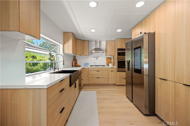 18733 Vintage Street, Northridge, CA 91324