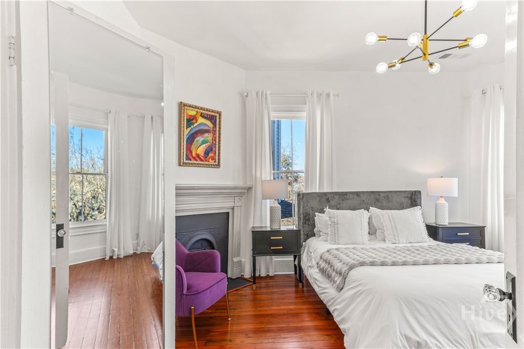 Image 11 of property listing at 317 E Anderson Street, Savannah, GA 31401