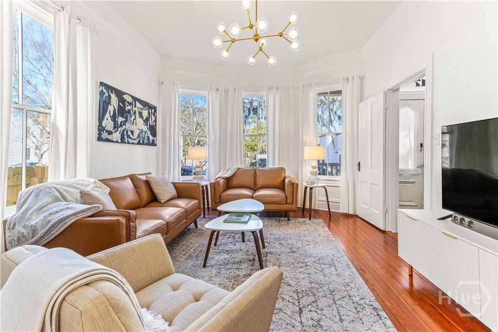 Image 3 of property listing at 317 E Anderson Street, Savannah, GA 31401