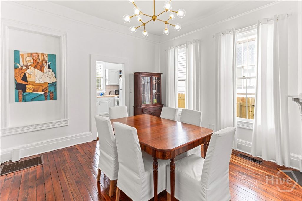 Image 6 of property listing at 317 E Anderson Street, Savannah, GA 31401