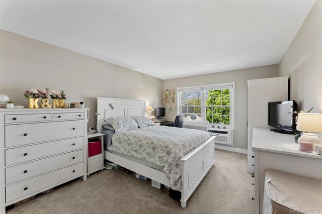 323 Hicksville Road 4, Bethpage, NY 11714