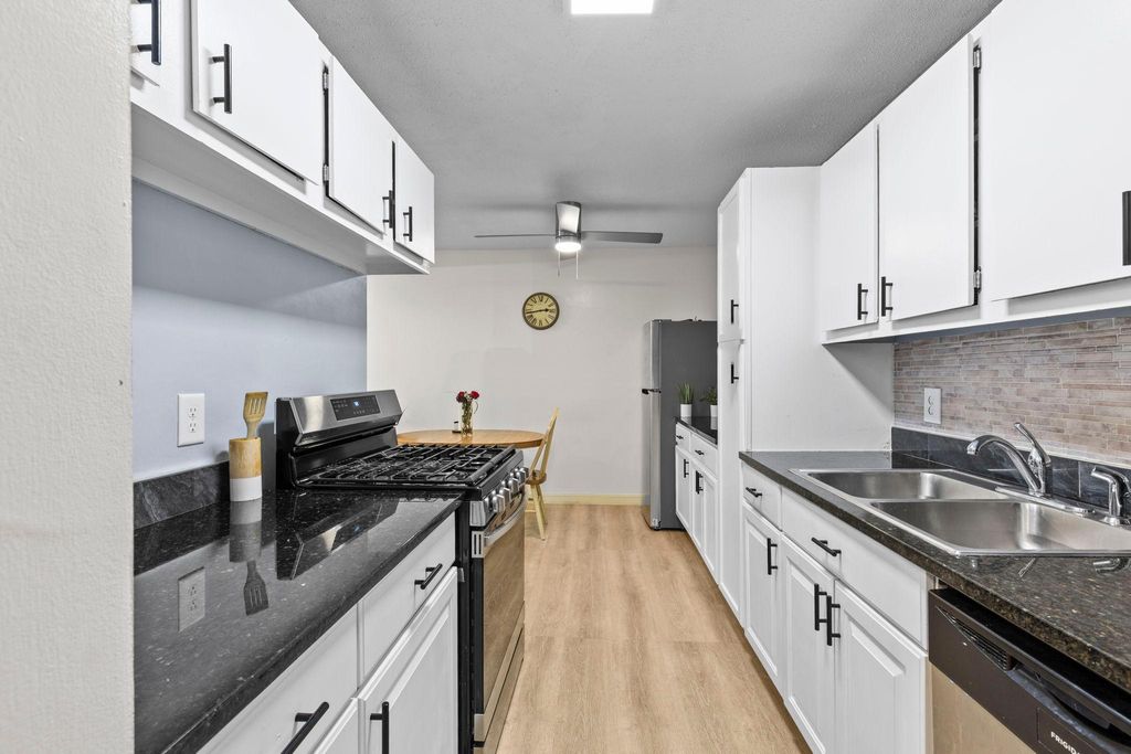 4201 Lakeside Avenue N 214, Brooklyn Center, MN 55429 — photo 4